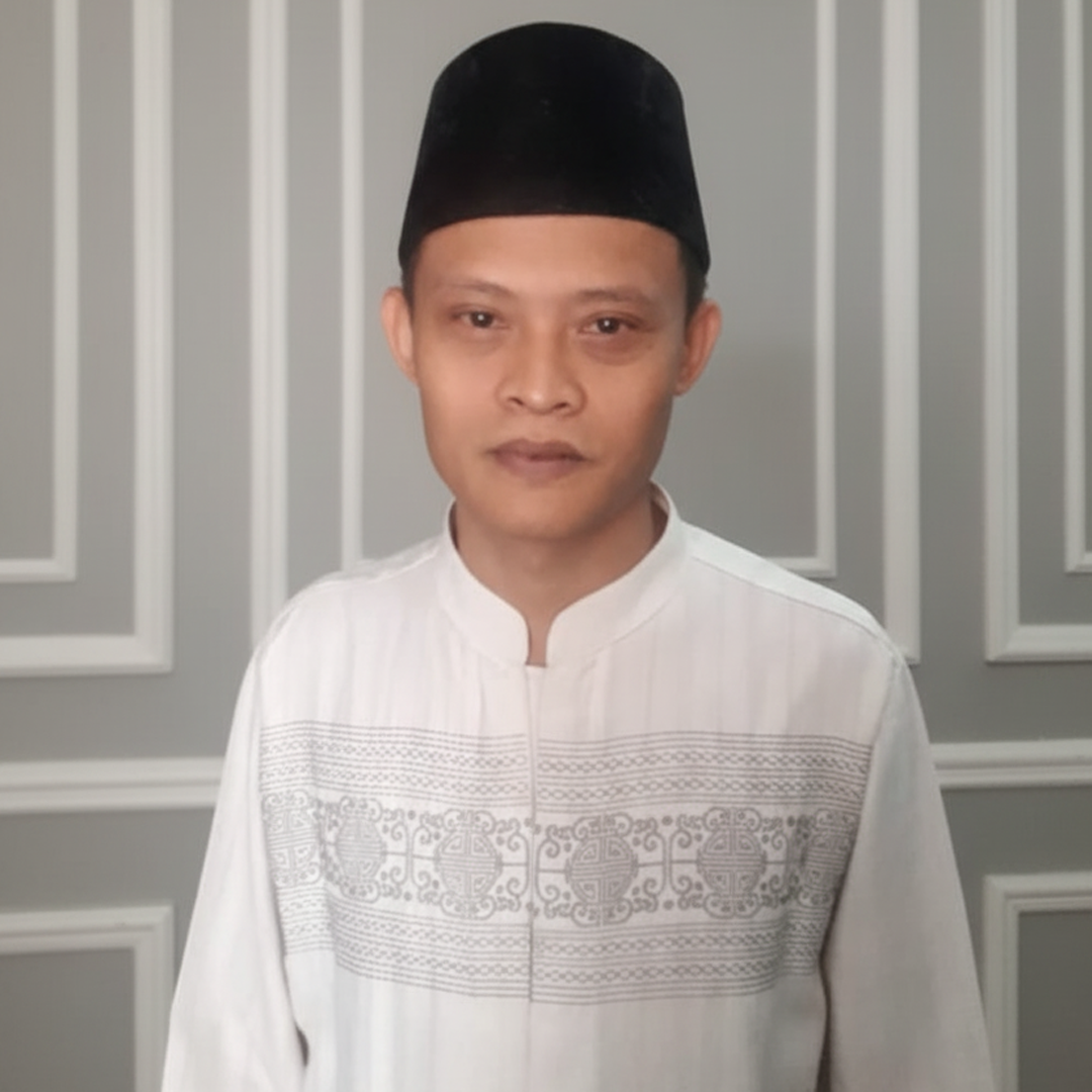 Nur Wahyudi, S.Pd.I., M.H.I.