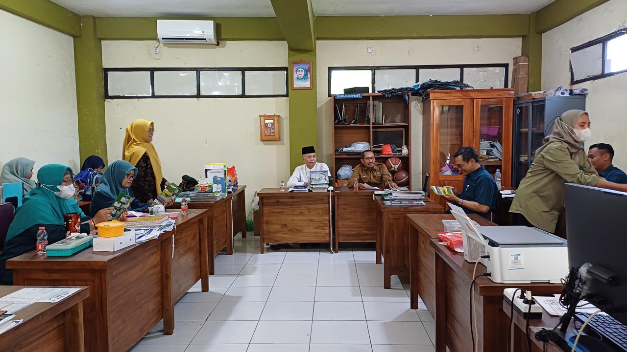 Sosialisasi PMB Pascasarjana STAI Denpasar Bali Tahun 2025 di SMA Muhammadiyah Denpasar Penuh Harapan