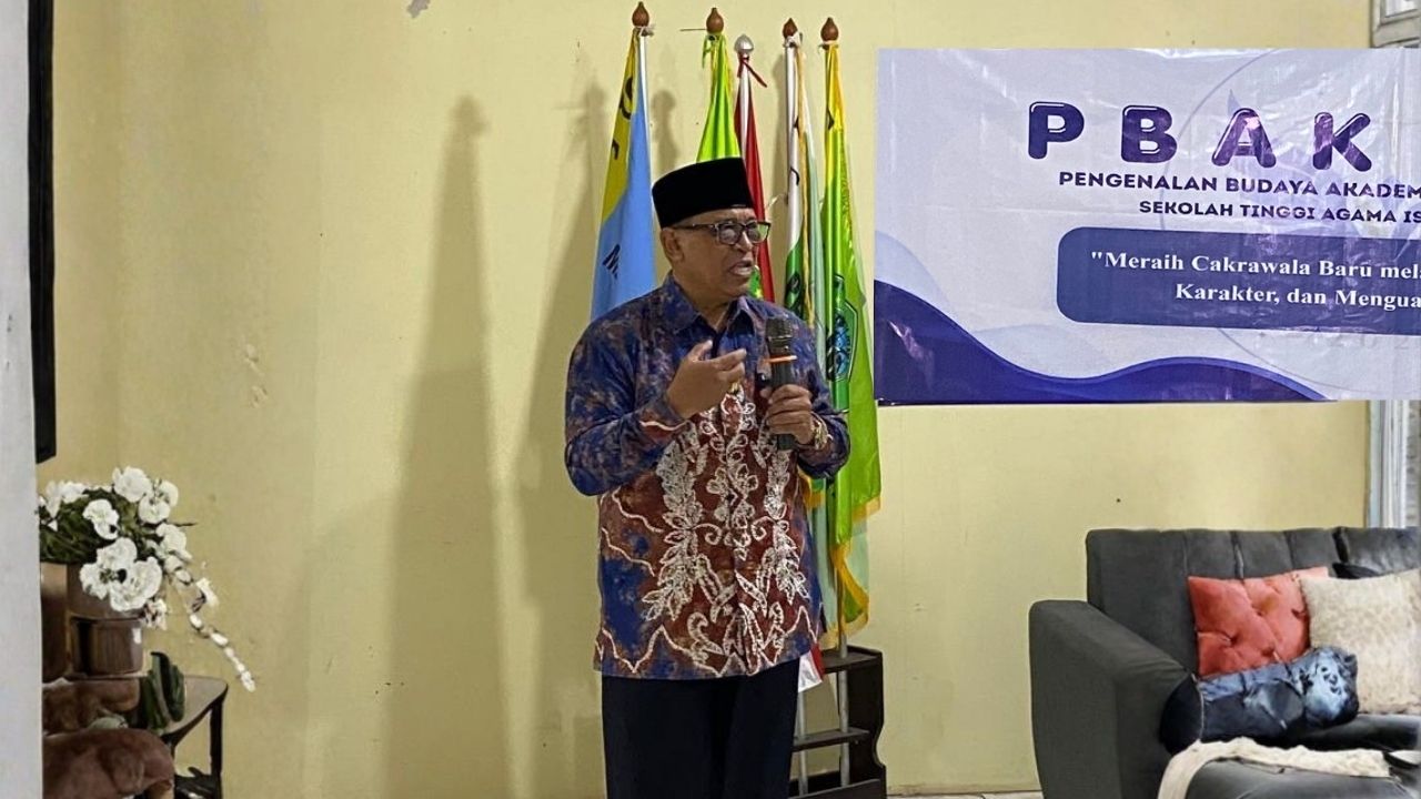 PBAK 2026 Introduces New Students Collage to the Anthropology of Campus Life at STAI Denpasar Bali